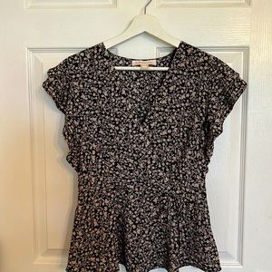 Monteau Los Angeles floral wrap top. Size large.